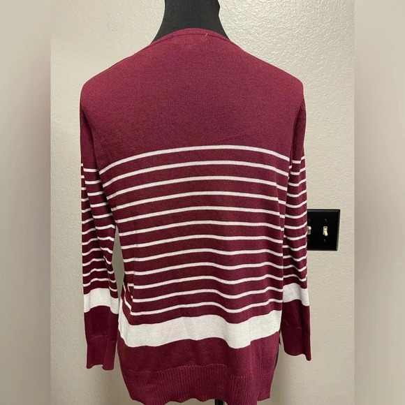 TeenBell Women’s Burgundy/White Colorblock Striped Crewneck Sweater Small - Picture 2 of 5